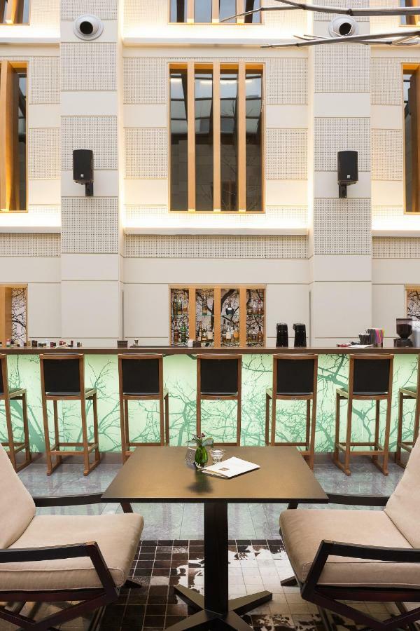 Esperos Palace Luxury & Spa Hotel แคซโทเรีย ภายนอก รูปภาพ
